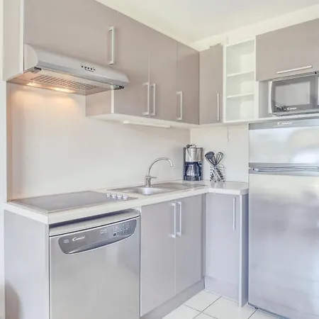 Eagle Apartment Frehel